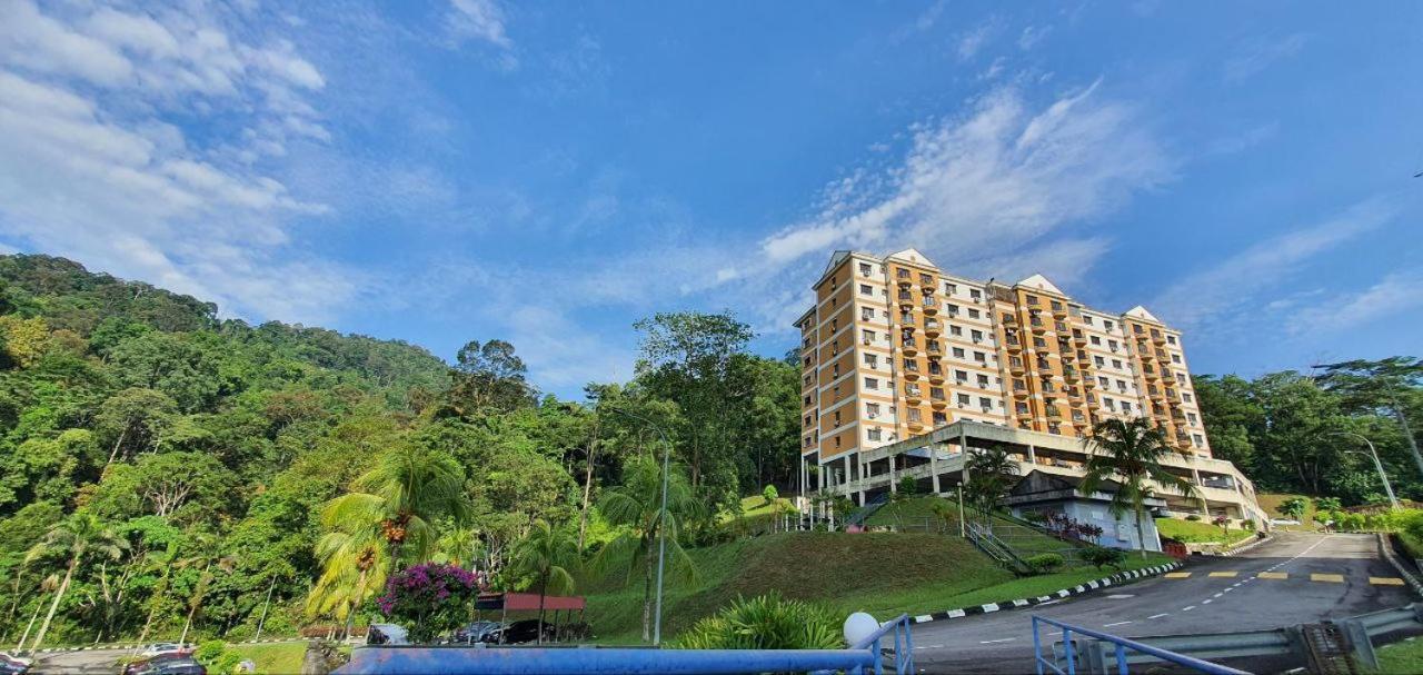 Hilltop Greenview Residence Batu Caves Selayang Eksteriør billede